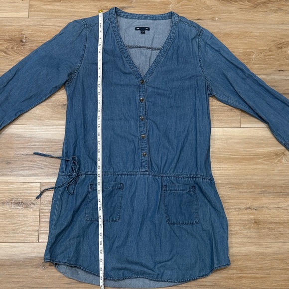 GAP Light Blue Denim Shirt - Picture 5 of 8